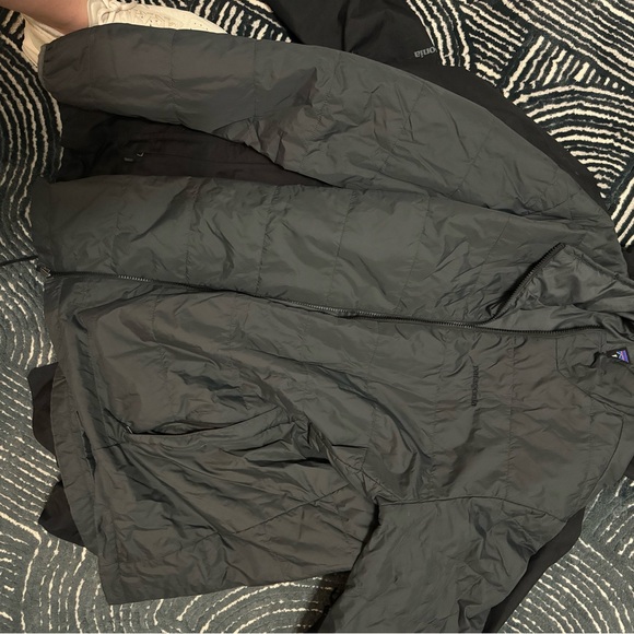 Patagonia ski jacket - size XL men’s. Top shell with down insert - Picture 4 of 4